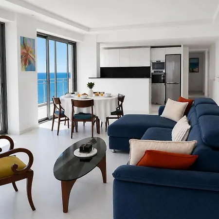 Luxury 3br With Panoramic View, Terrace & 3 Bathrooms Festival